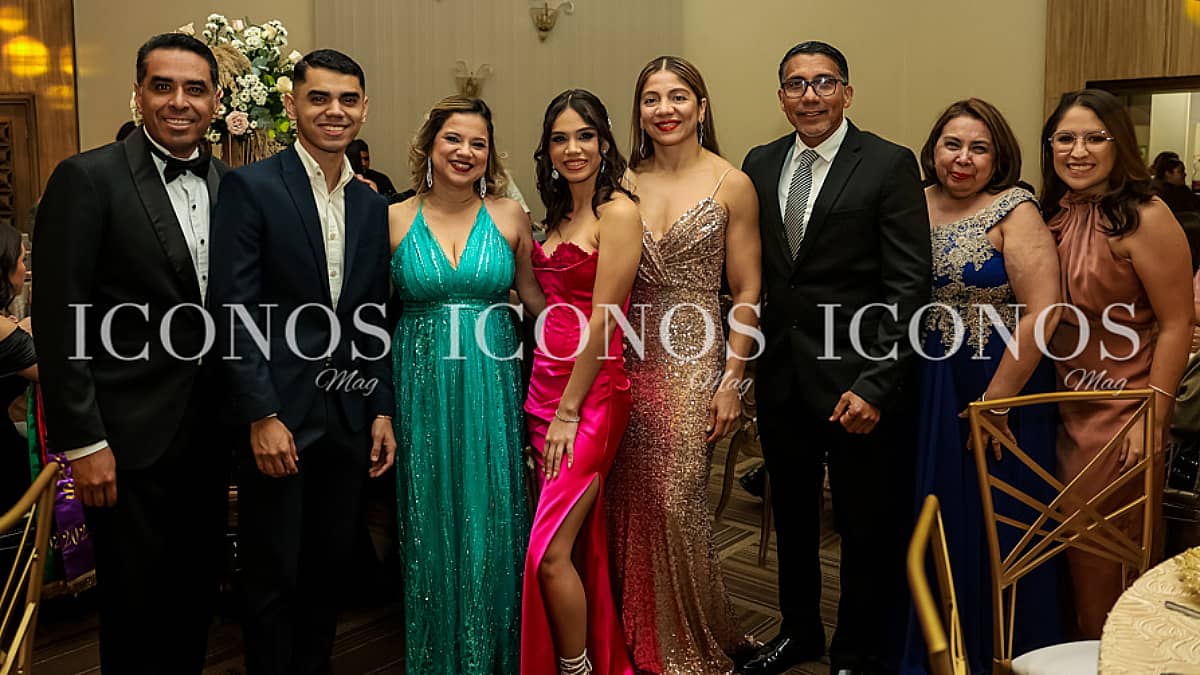 especial graduaciones 2024