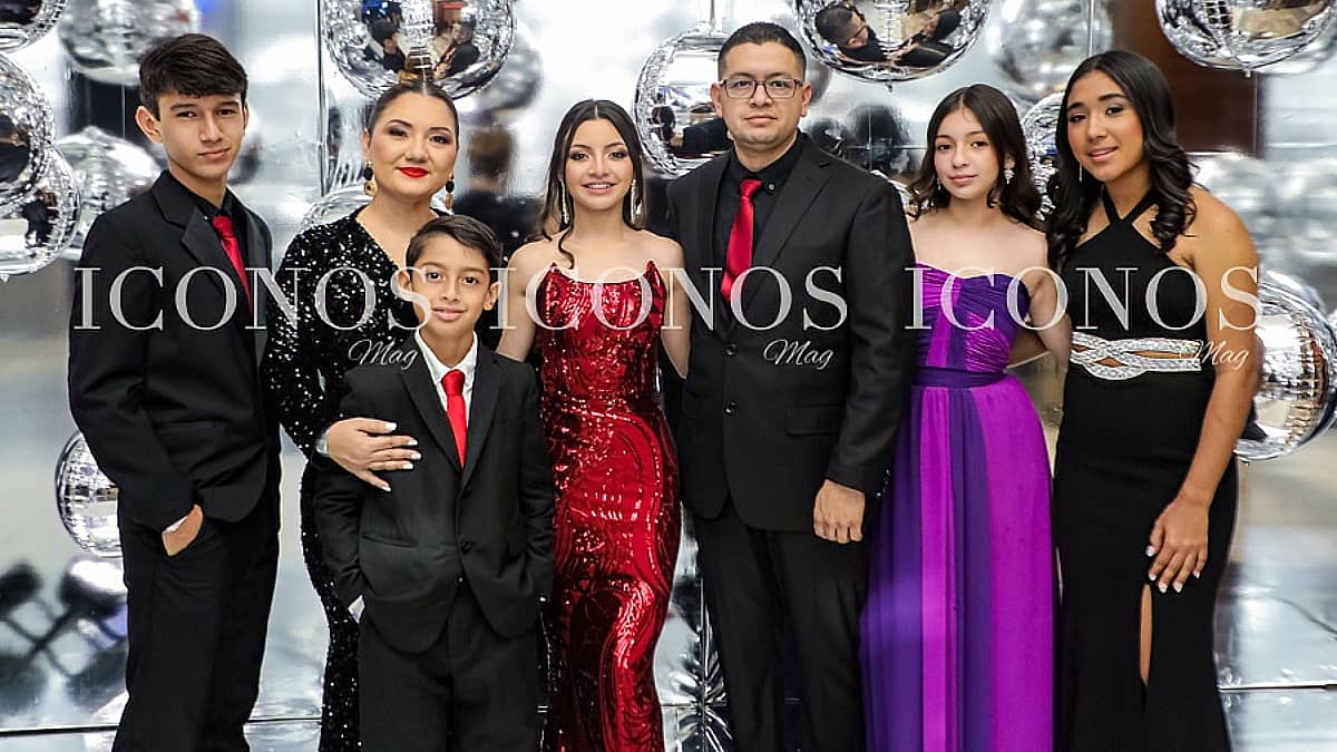 especial graduaciones 2024