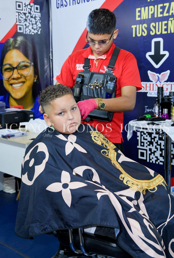 stand washington academy expojuniana 2024
