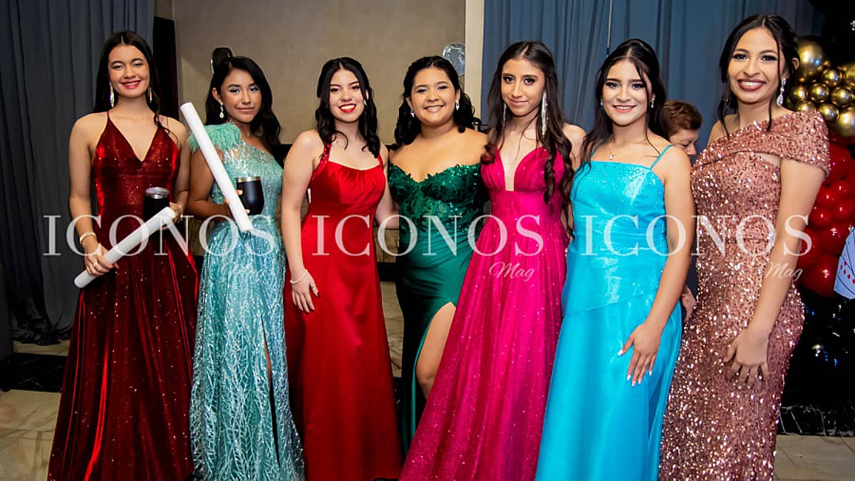 especial graduaciones 2024