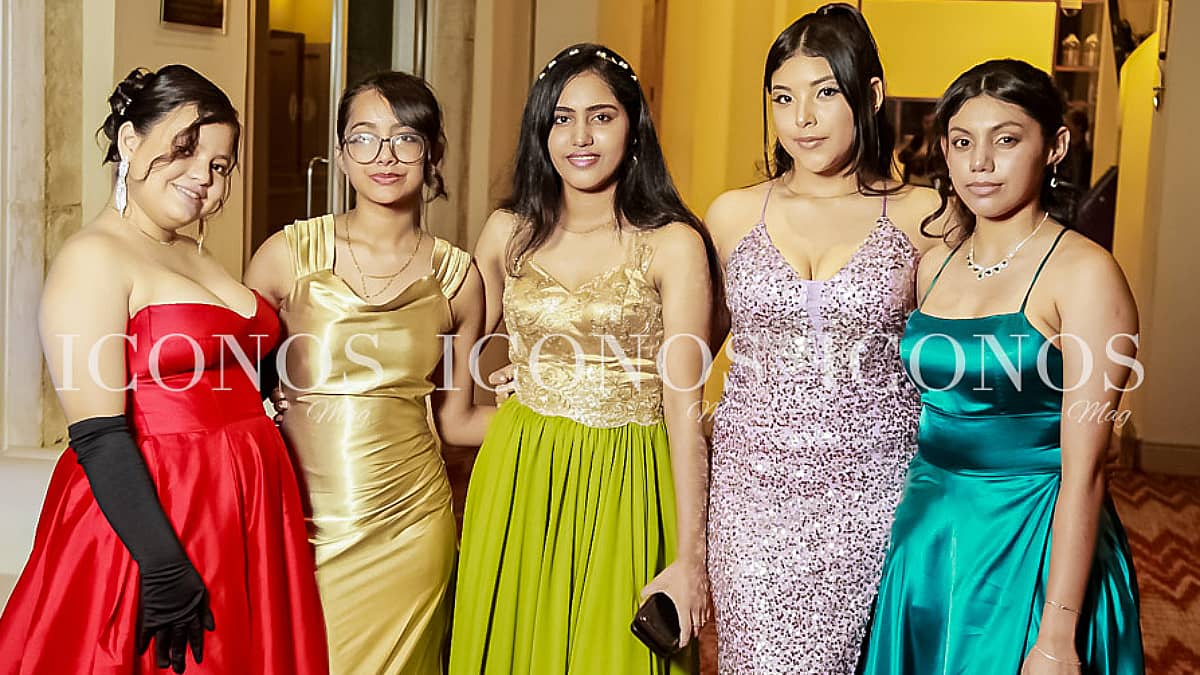 especial graduaciones 2024