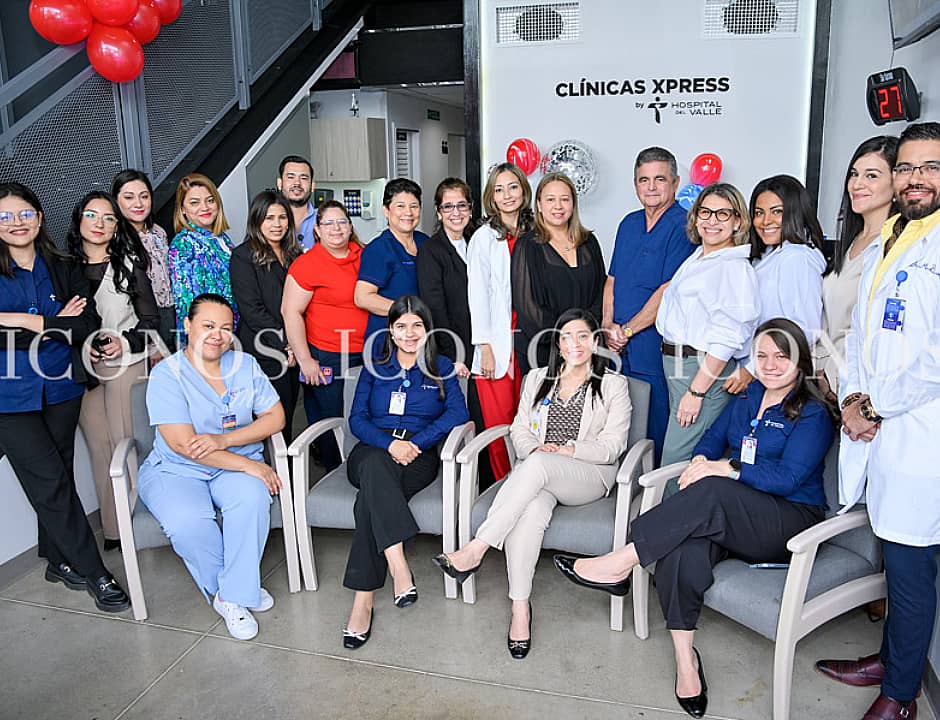 PORTADA Primer aniversario Clínicas Xpress by Hospital del Valle (1)