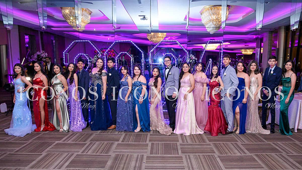 especial graduaciones 2024