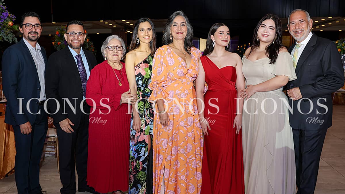 especial graduaciones 2024