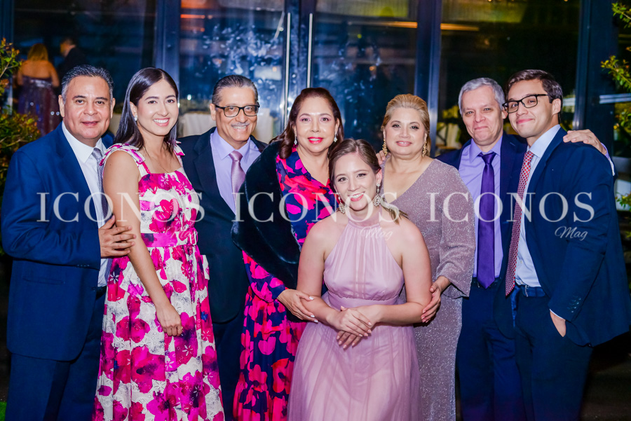 Boda de Inga Kokaia Orlova y Fabian Daniel Sierra Canales