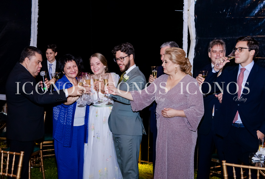 Boda de Inga Kokaia Orlova y Fabian Daniel Sierra Canales