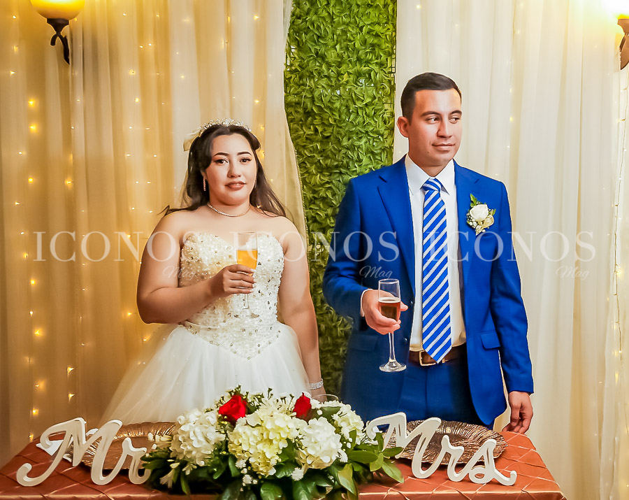 Boda Evelin Fabiola Oyuela Zúniga y Moisés Ariel Sánchez Calderón