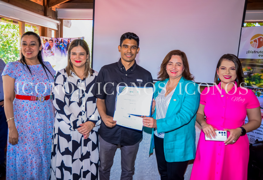 Ganadores reels Cinco lugares más bonitos Santa Lucía UTH Tegucigalpa