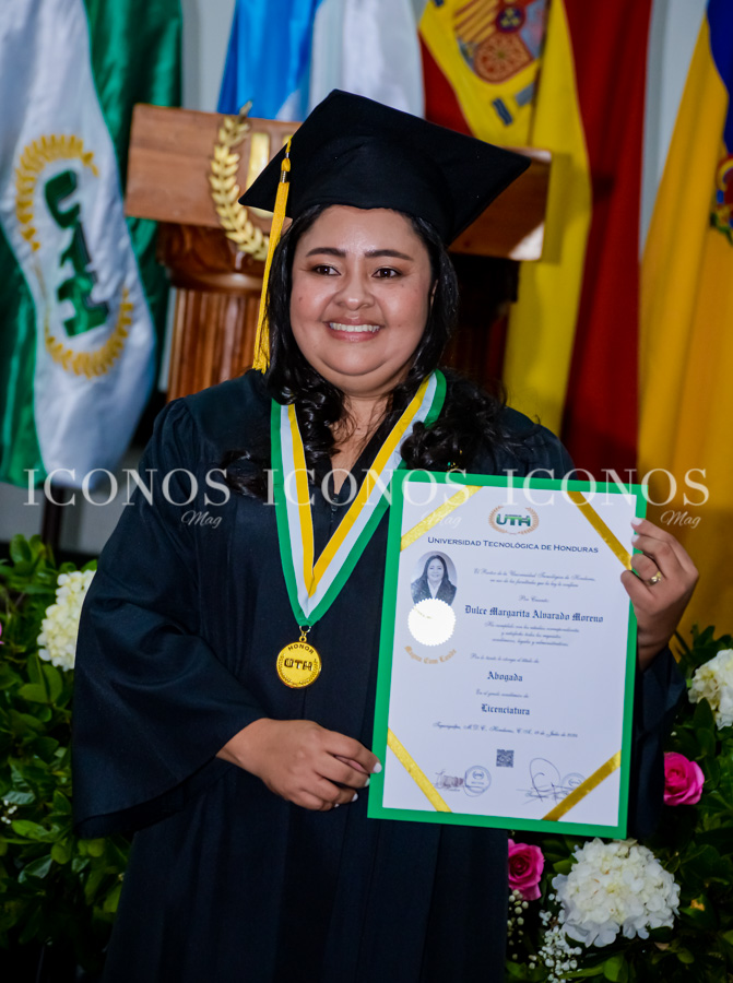 Primera graduación 2024 by UTH Tegucigalpa Honduras parte 3