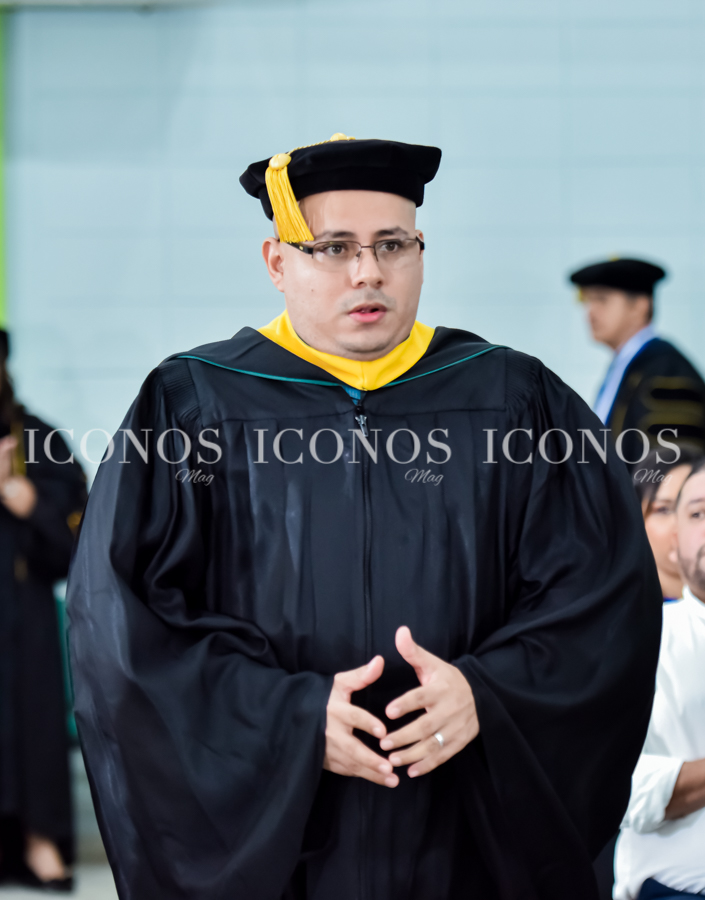 La 33 graduación UTH campus La Ceiba