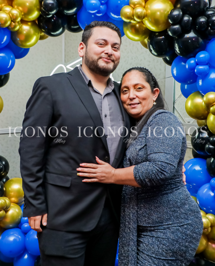 graduacion anwar antonio martinez enamorado