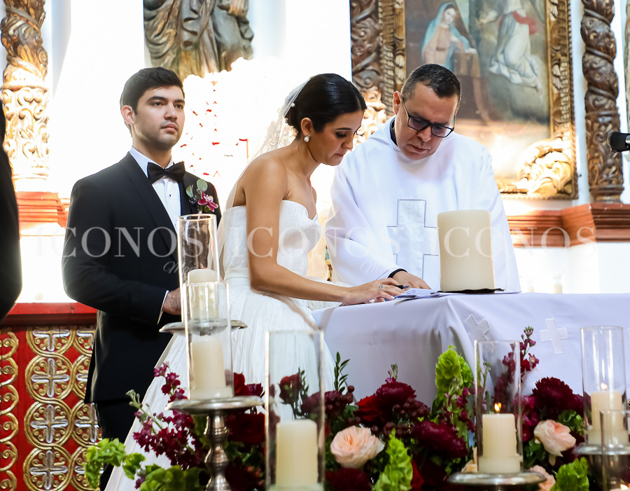misa boda isabella bueso herrera y david canales rosenthal guatemala 2