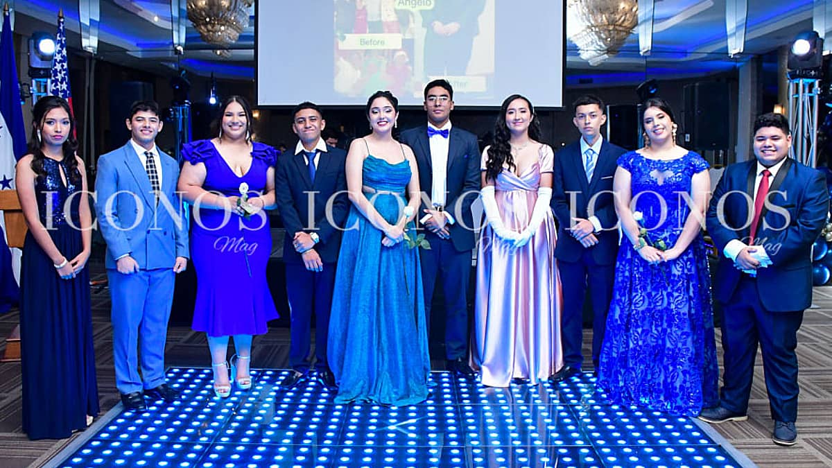 especial graduaciones 2024