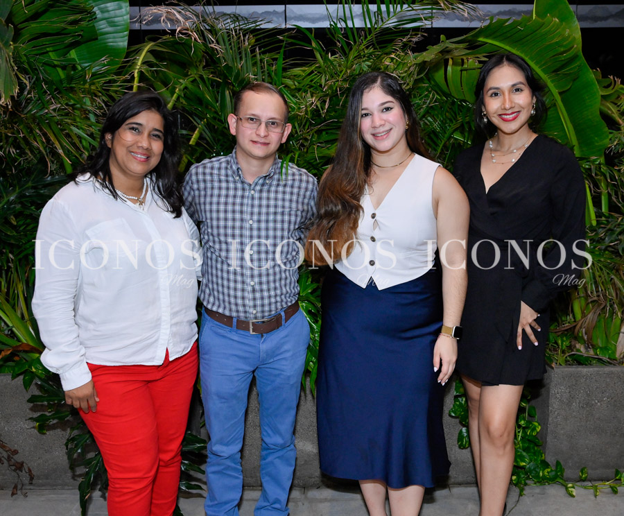 primer aniversario 2024 hotel aloft