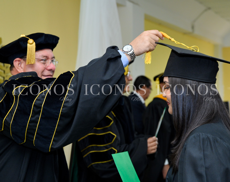 25 graduacion 2024 uth puerto cortes