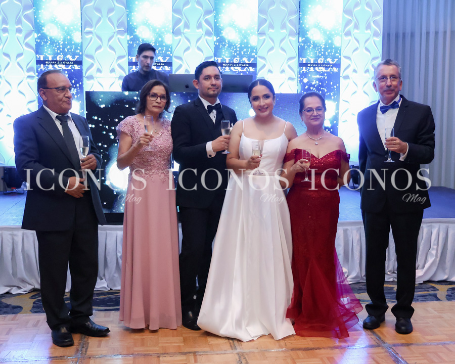 Boda Xiomara Caballero Torres y Hernán Josué Izaguirre Portillo