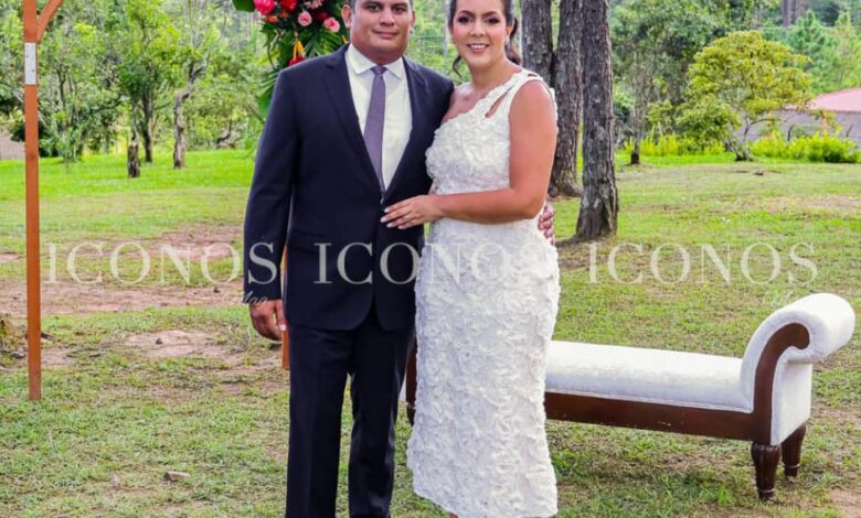 PORTADA Sophia Pineda y Javier Elvir