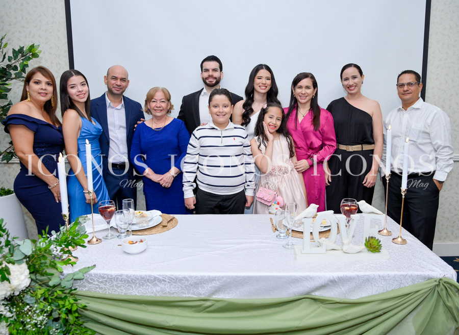 Boda civil Lucía Daniela Yon Nasser y Vladimir Castillo Bahr