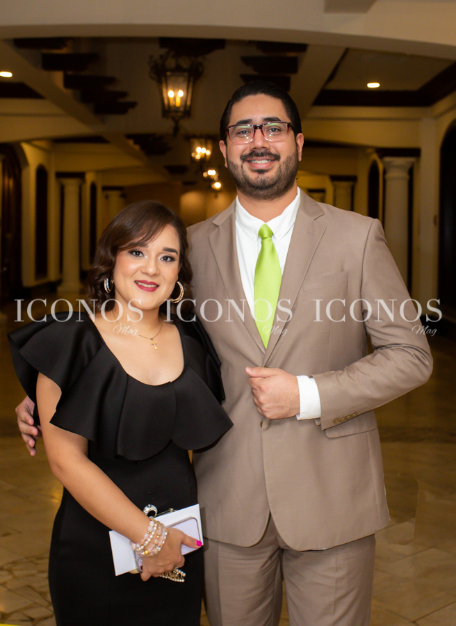 Laura Lucía Valladares Canales y Carlos Alberto Varela Lagos