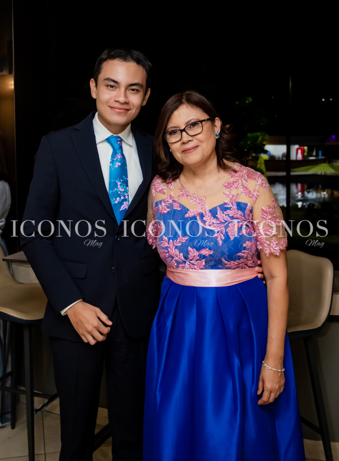 María del Pilar Colindres de Fuchs y Sebastian Fuchs