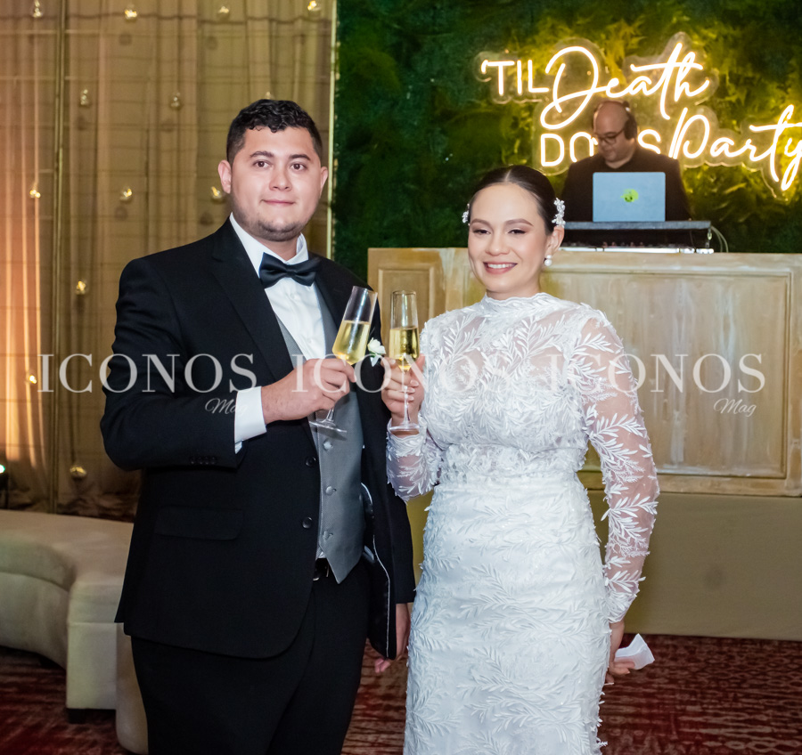 Yeni Alejandra Fuentes Cueva y Jony Alexander Borjas Gunera