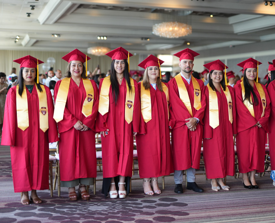 graduacion uth florida university 2024 1