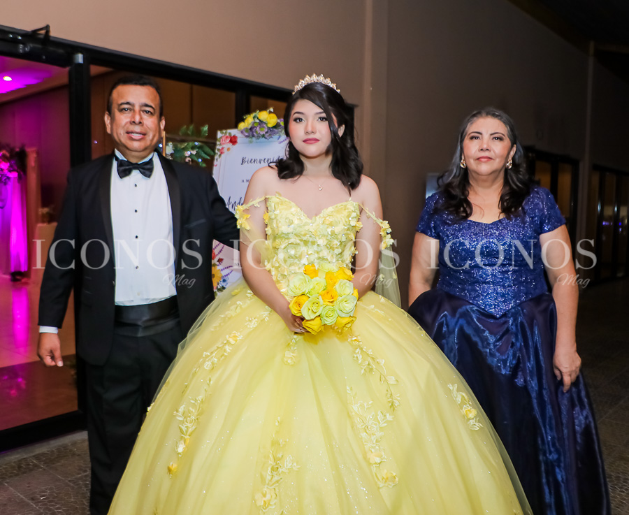 Andrea Dessiree Zelaya Valladares