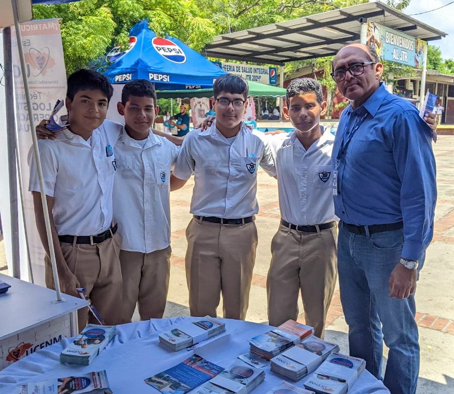 visita feria de salud jtr 2024 by ucenm honduras