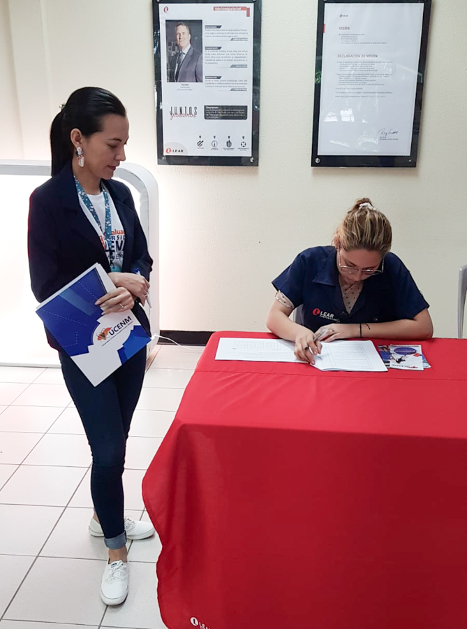 visita feria educativa lear 2024 by ucenm honduras