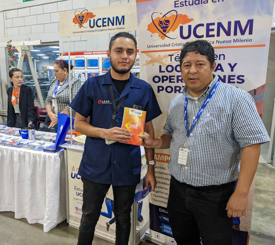 visita feria educativa lear 2024 by ucenm honduras