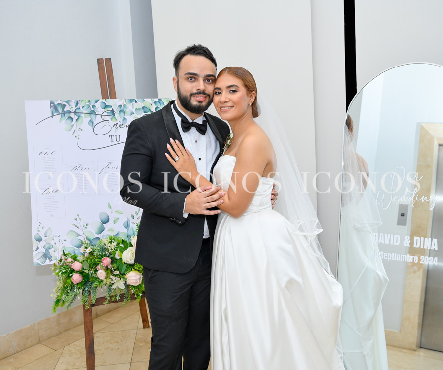 Boda Dina Ponce Laínez y David Marshall Landablanco