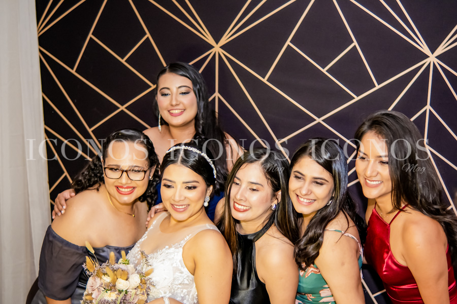 Helen Celina Melgar Rodríguez y Dennis Alberto Meza Ávila