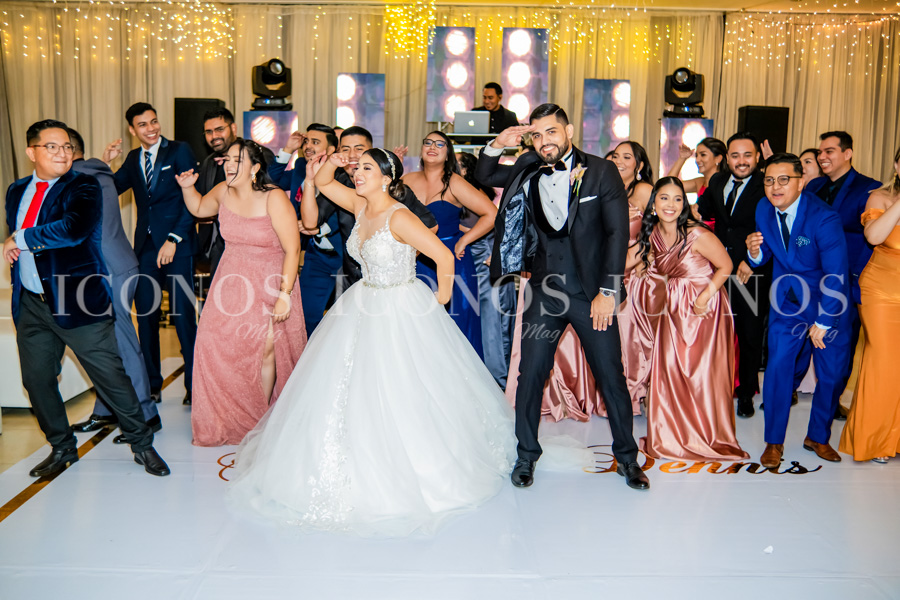 Helen Celina Melgar Rodríguez y Dennis Alberto Meza Ávila