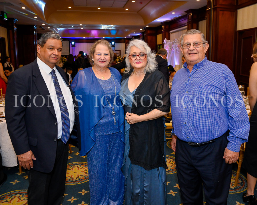 Sandra Jeannette García Avelar y Henry Alexander Illin Panting