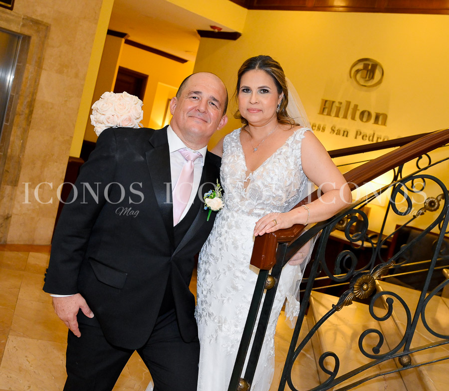 Sandra Jeannette García Avelar y Henry Alexander Illin Panting