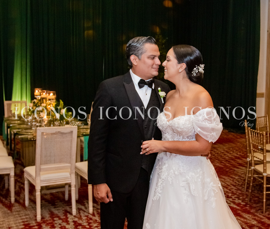 Sophia Alejandra Pineda Rodríguez y Javier Eduardo Elvir Vásquez