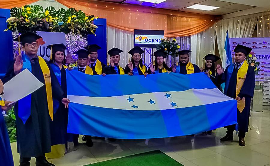 Ceremonia graduación 2024 UCENM Juticalpa