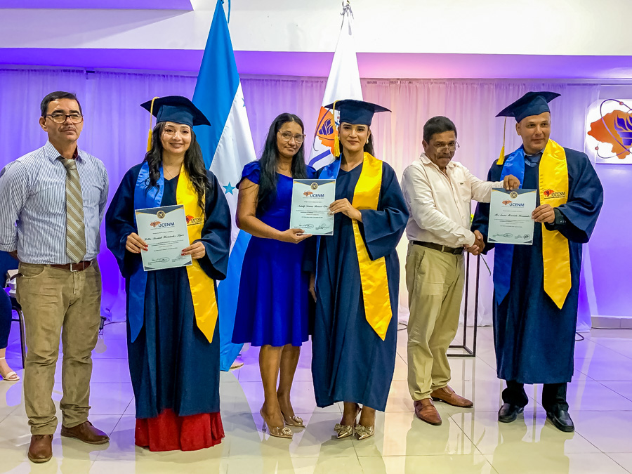 Ceremonia graduación 2024 UCENM Tocoa
