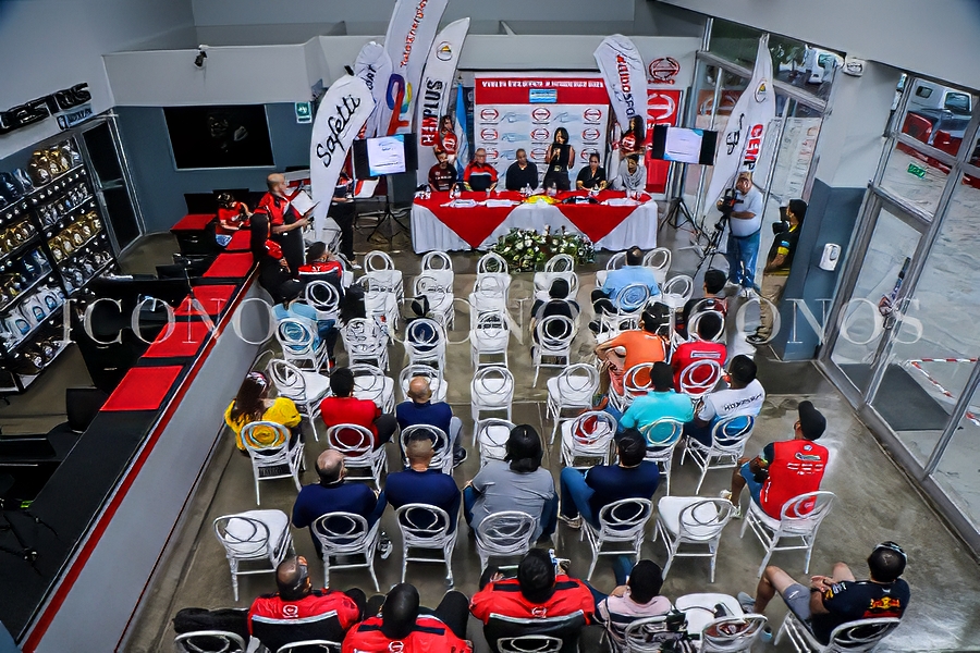 conferencia vuelta a honduras 2024 by grupo hino
