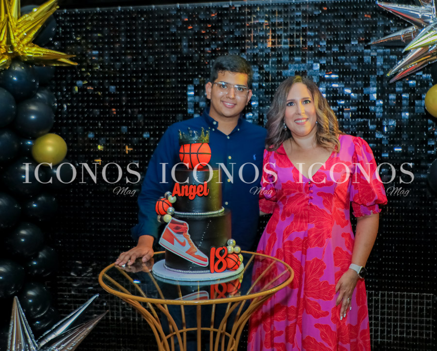 Cumpleaños Ángel Rodrigo Sabillón Peña