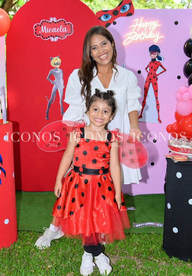 cumpleanos micaela belen fernandez calix