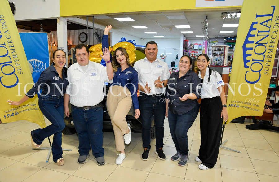 entrega premio 2024 by supermercados colonial