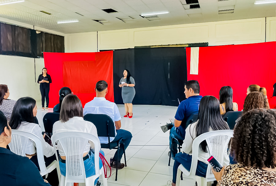 Obra de teatro Que viva la vida by UCENM Honduras