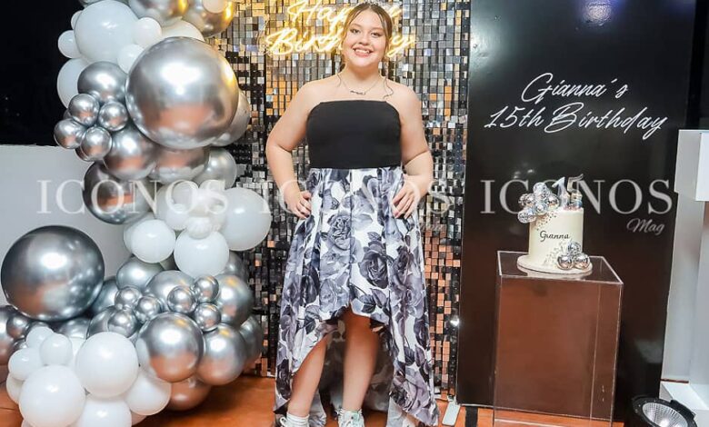 PORTADA Quince años Gianna Renata Alberto Estrada