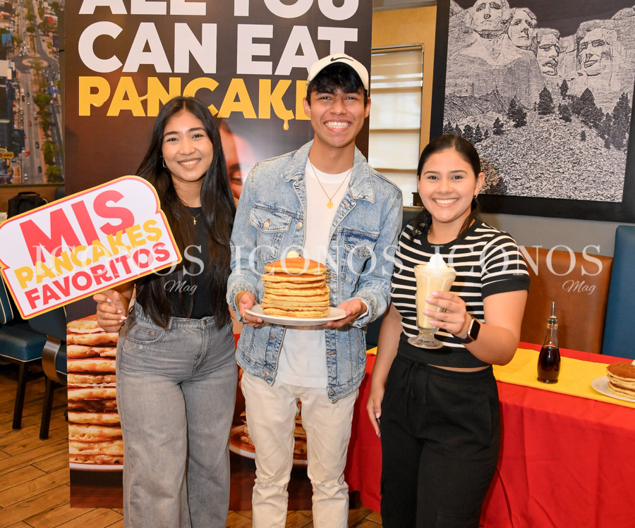 all you can eat buttermilk pancakes 2024 dennys honduras
