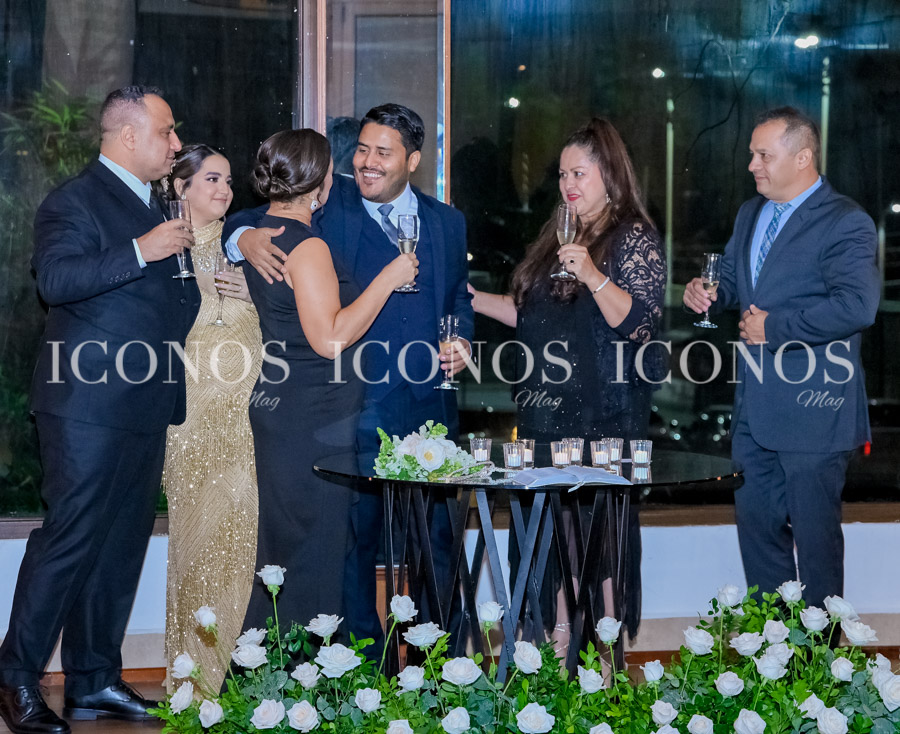 boda civil lody gehan awwad bueso y mauricio alejandro flores-gomez lanza