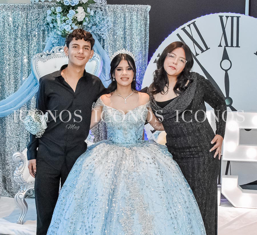 Quince años Allison Nicole Miranda