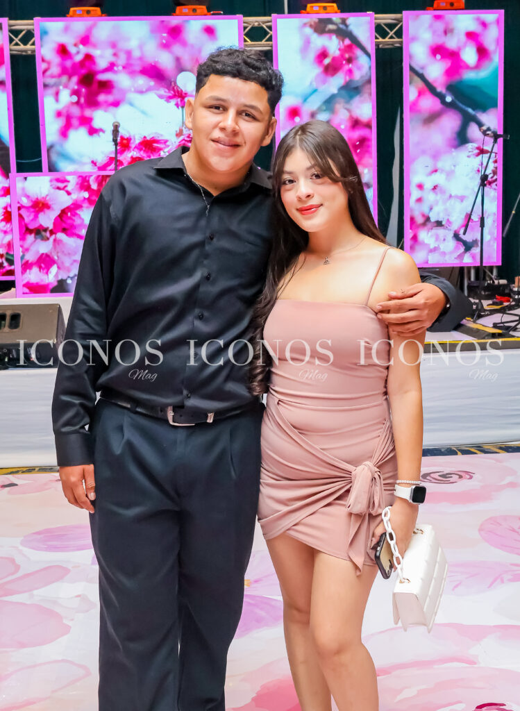 Quince años Valeria Camila Henríquez Fúnez