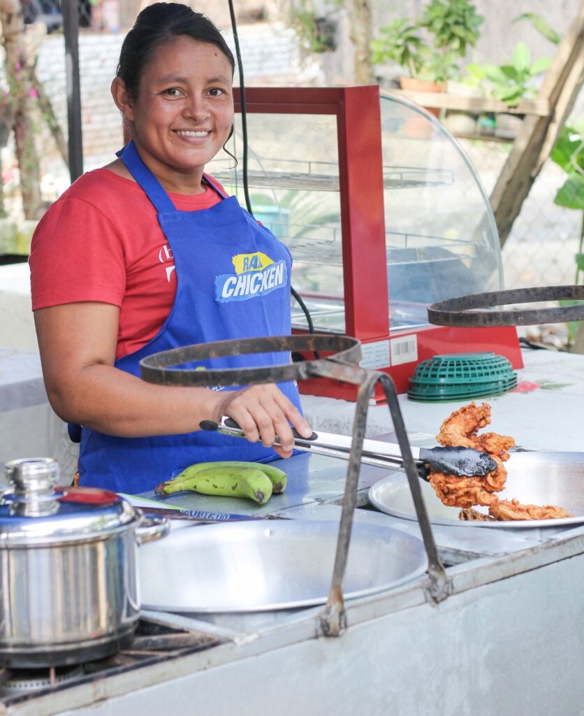 Bella Iris Bonilla George mujer emprendedora by Cargill Honduras