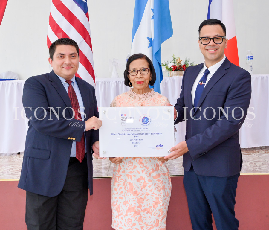 acreditacion internacional 2024 albert einstein internacional school